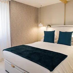 https://canarios-apartments-avenida.hotels-lisbon-portugal.com